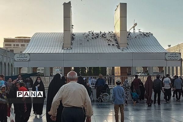 حال و هوای حرم مطهر رضوی در دهه کرامت