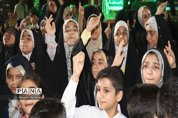 جشن میلاد امام رضا (ع) همراه با اجرای سرود سلام فرمانده در امیدیه