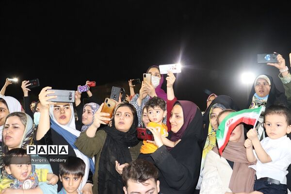 جشن میلاد امام رضا (ع) همراه با اجرای سرود سلام فرمانده در امیدیه