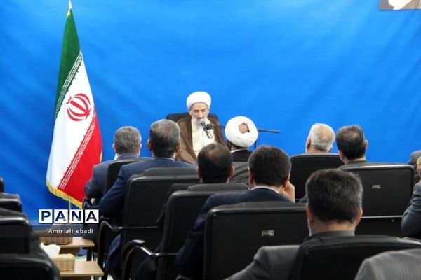 دیدار سرپرست و کارکنان جهاد کشاورزی با نماینده ولی فقیه