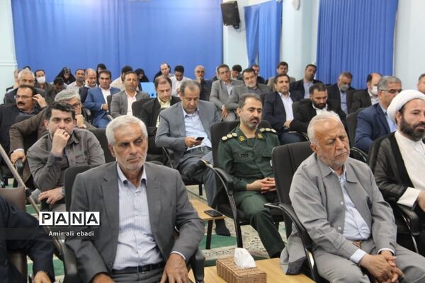 دیدار سرپرست و کارکنان جهاد کشاورزی با نماینده ولی فقیه