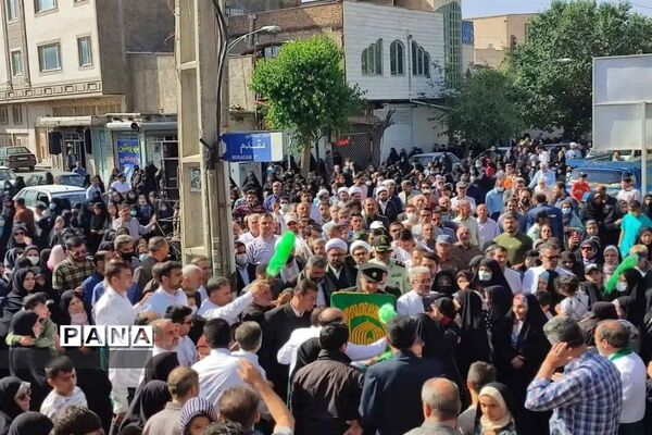 مراسم استقبال از کاروان زیر سایه خورشید