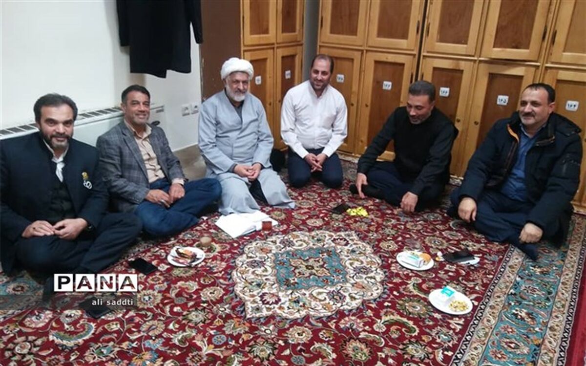 نشست مدیر آموزش و پرورش کلات با مسئولین موسسه خیریه حضرت زهرا