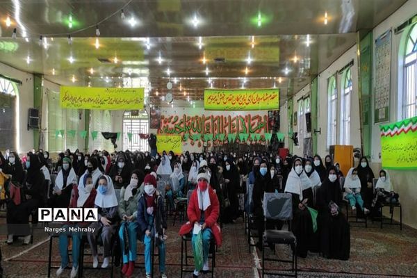 اجتماع بزرگ دانش‌‌آموزی فاطمیون در سورمق شهرستان آباده