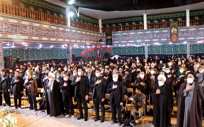 یادواره ٣٠٠ شهید بخش مرکزی قم برگزار شد