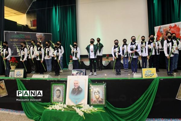 وداع با شهید تازه تفحص شده همزمان با دومین سالگرد شهادت سردار حاج قاسم سلیمانی در شیراز