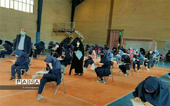 معلمان و دانش‌آموزان شهرکرد در مورد آموزش حضوری چه می‌گویند؟