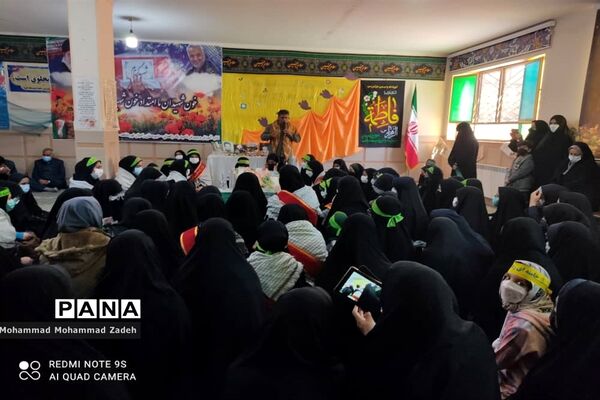 دومین روز از میهمانی شهدای گمنام در مدارس زاهدان