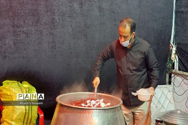 برپایی موکب هیات عشاق الزینب (س) به مناسبت شهادت حضرت زهرا در منطقه ۱۴