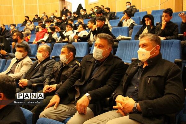 همایش بزرگ راه شهادت در رودهن