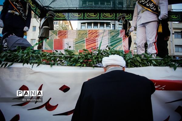 تشییع پیکرهای ۱۵۰ شهید دوران دفاع مقدس