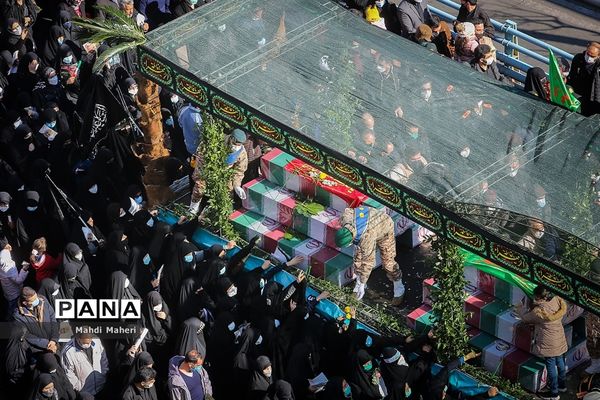 تشییع پیکرهای ۱۵۰ شهید دوران دفاع مقدس