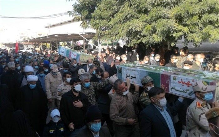 پیکر۴ شهید گمنام بر روی دستان مردم شهیدپرور بوشهر تشییع شد