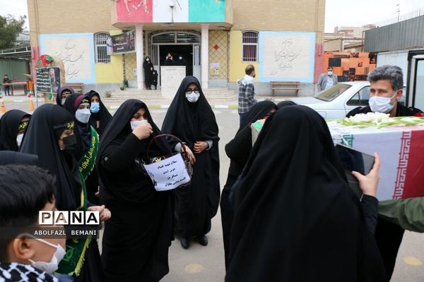 یادواره شهدا در مدرسه تمام تشکیلاتی شهید بیطرفان قم