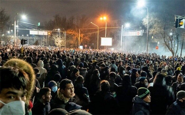 افزایش بهای سوخت و خشم قزاق‌ها