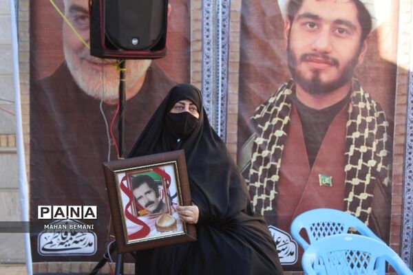 خاکسپاری دو شهید گمنام در مدرسه علمیه فاطمی