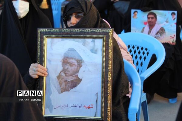 خاکسپاری دو شهید گمنام در مدرسه علمیه فاطمی
