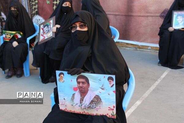 خاکسپاری دو شهید گمنام در مدرسه علمیه فاطمی