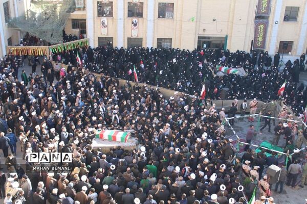 خاکسپاری دو شهید گمنام در مدرسه علمیه فاطمی