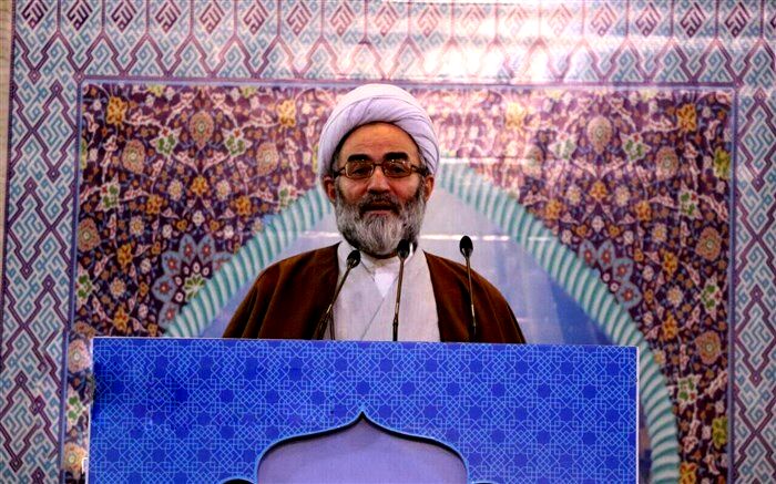 دشمن به دنبال تضعیف کشور با استفاده از مشکلات داخلی است