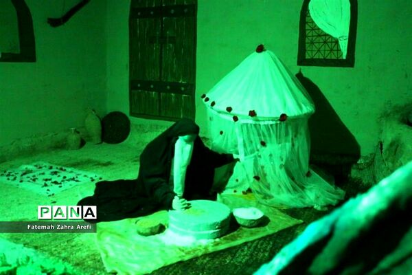 برپایی نمایشگاه  «یاس کبود« در زابل