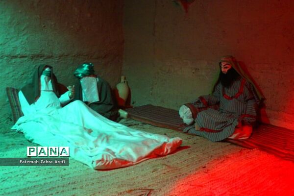 برپایی نمایشگاه  «یاس کبود« در زابل