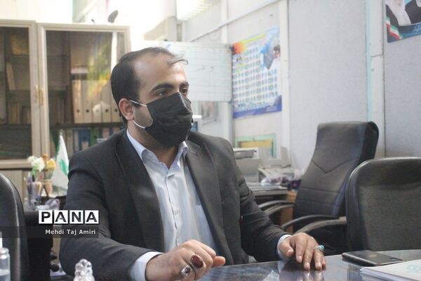 جلسه هم‌اندیشی مشاور جوان استاندار بوشهر با سازمان دانش‌آموزی استان