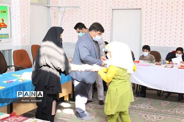 آیین تجلیل از برگزیدگان جشنواره کتاب من