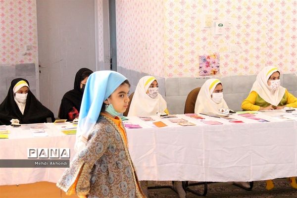 آیین تجلیل از برگزیدگان جشنواره کتاب من