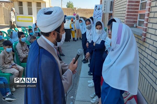 اردوی جهادی فرهنگیان و دانش‌آموزان درروستای قلعه مختار اندیمشک