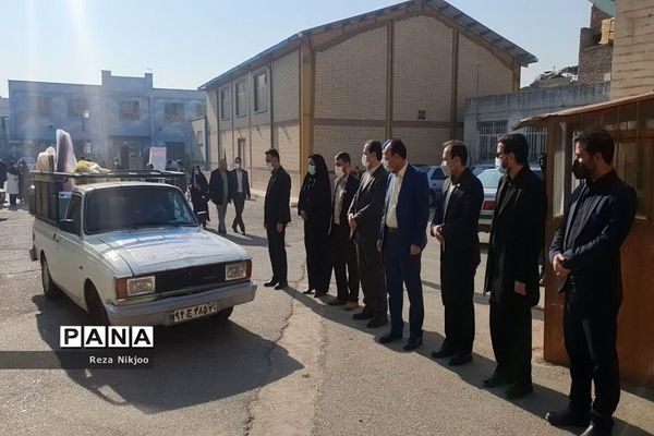 کاروان سلامت در مدارس بهارستان