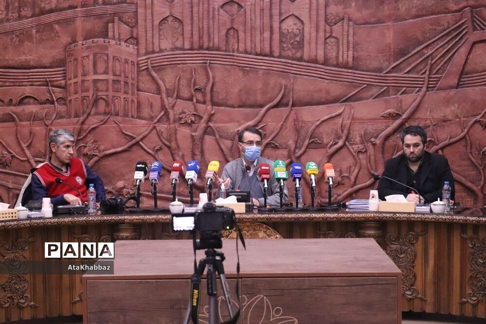 نشست خبری روح الله رشیدی با رسانه‌های تبریز