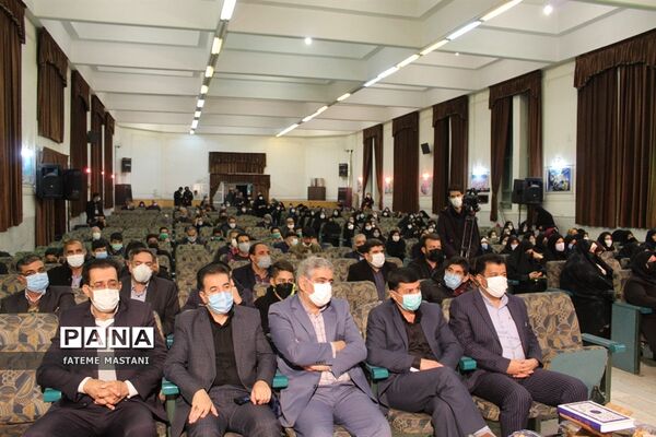 محفل انس با قرآن در اداره آموزش و پرورش ناحیه