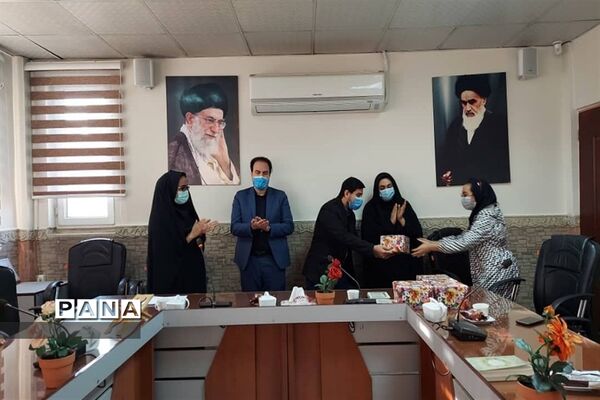 تقدیر از برگزیدگان مسابقه عکاسی جشنواره عذا در شهرستان قرچک