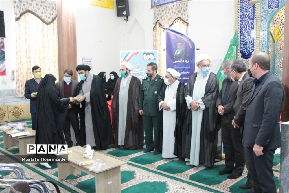 تجلیل از برندگان اجلاس نماز  در مانه و سملقان