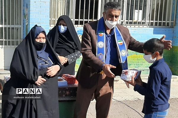 بازدید از مدارس تمام تشکیلاتی نواحی یک و دو یزد