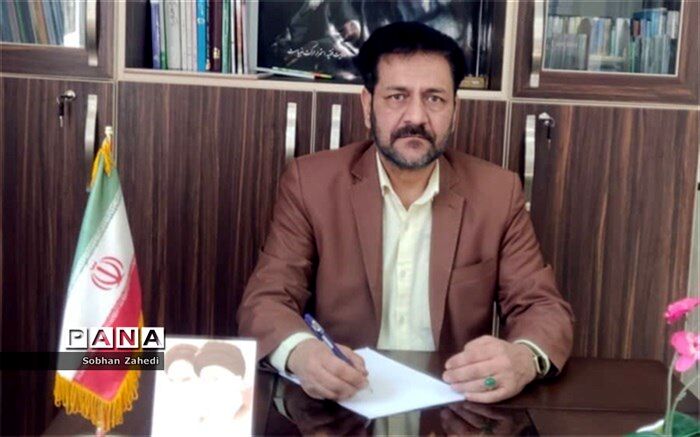 شورای دانش‌آموزی تمرین یک نقش اجتماعی مفید برای دانش‌آموزان است