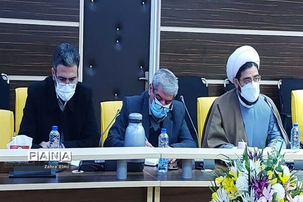 جلسه هماهنگی برنامه‌های ستاد دهه فجر آموزش و پرورش آذربایجان شرقی