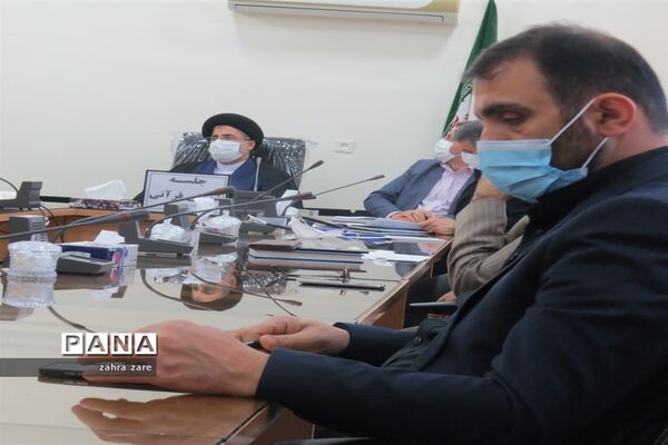 نشست شورای قرآنی آموزش و پرورش محمودآباد