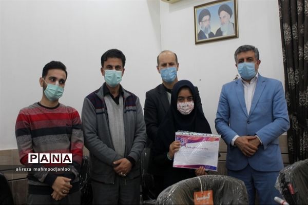 مراسم تقدیر از برگزیدگان فراخوان روز جهانی صلح