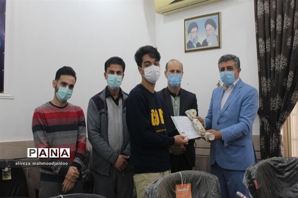 مراسم تقدیر از برگزیدگان فراخوان روز جهانی صلح
