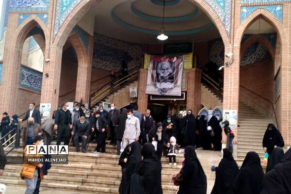 نماز باشکوه جمعه در مسجد الغدیر شهرستان پردیس