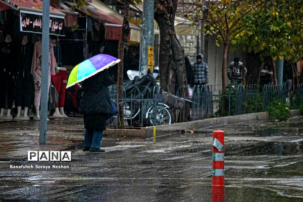شیراز در یک روز بارانی