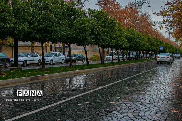 شیراز در یک روز بارانی