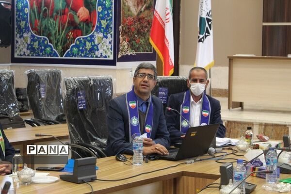 گردهمایی معاونان پرورشی و مسئولان سازمان دانش‌آموزی در استان چهارمحال و بختیاری