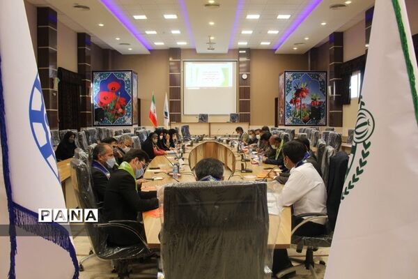 گردهمایی معاونان پرورشی و مسئولان سازمان دانش‌آموزی در استان چهارمحال و بختیاری