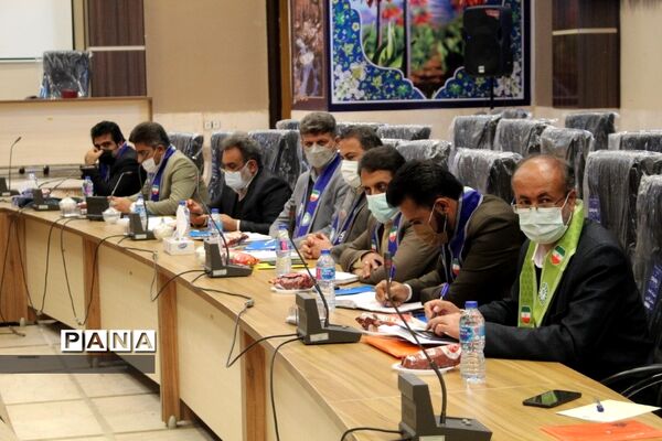 گردهمایی معاونان پرورشی و مسئولان سازمان دانش‌آموزی در استان چهارمحال و بختیاری