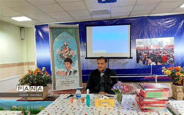 ارتباط مؤثر و سازنده با دانش‌آموزان از مهم‌ترین راه‌های دعوت به نماز است