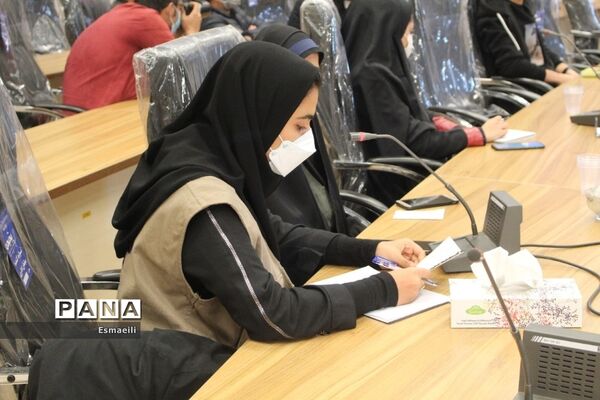 نشست خبری مدیرکل آموزش و پرورش استان چهارمحال و بختیاری
