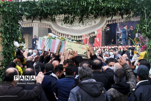 تشییع و تدفین پیکر دو شهید گمنام در محوطه وزارت کشور